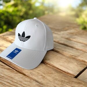 Adidas Classic White Cap with Black Tag